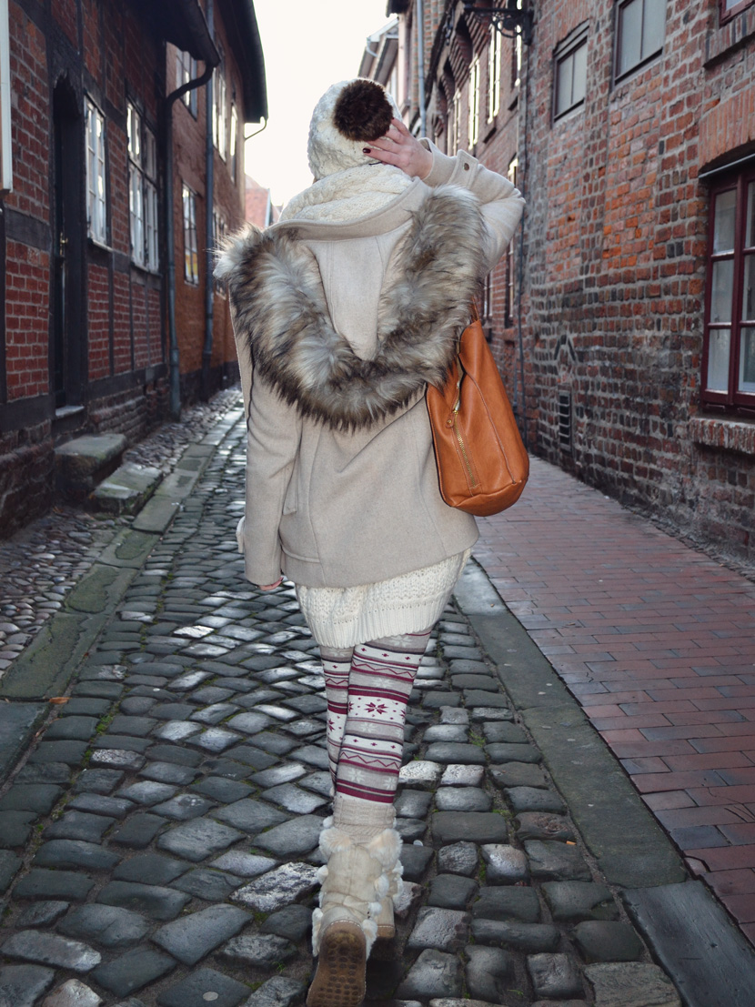 Blog_Belle-Melange_Fashion_Outfit_Christmas-Elf_Winterlook-9