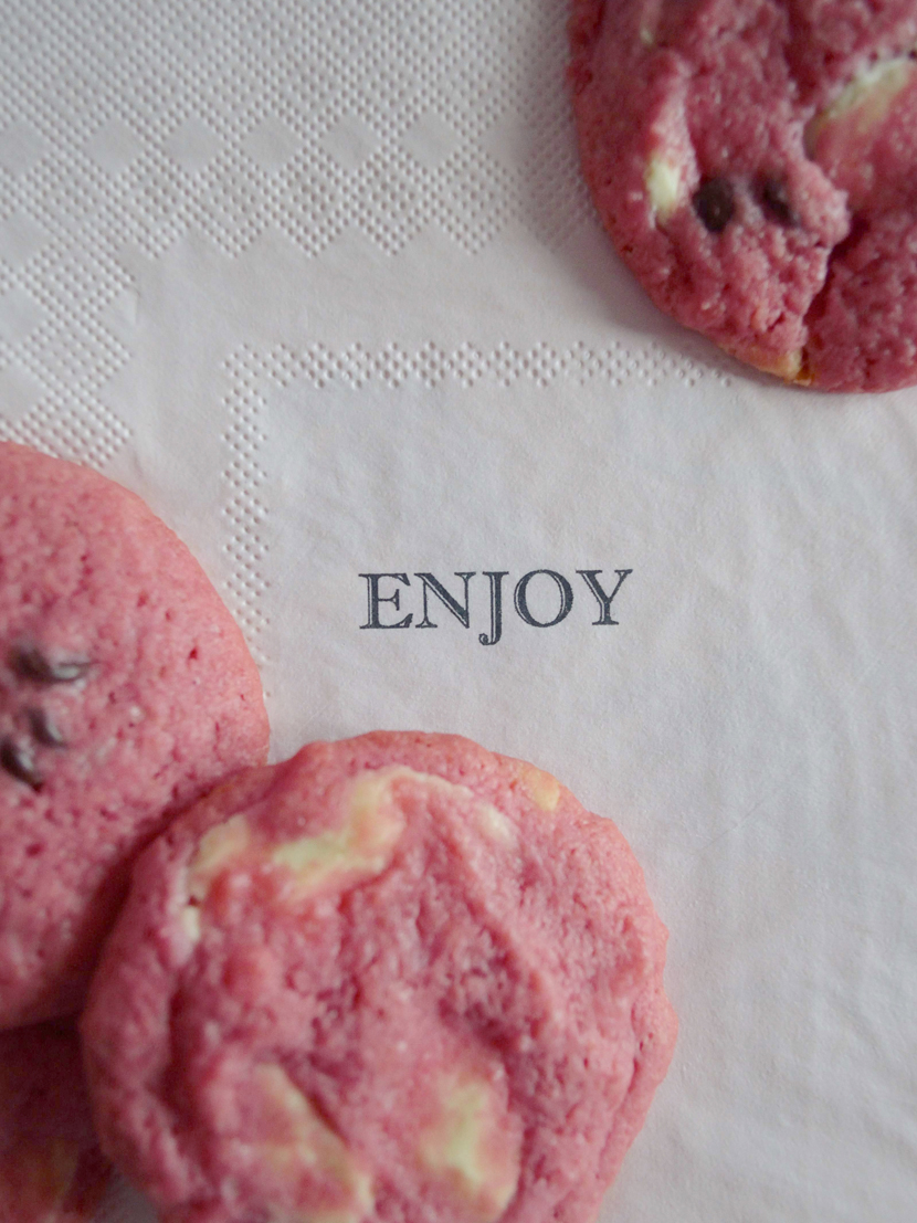 Pink-Chocolate-Cookies_Blog_Belle-Melange_Delicious_Recipe_9