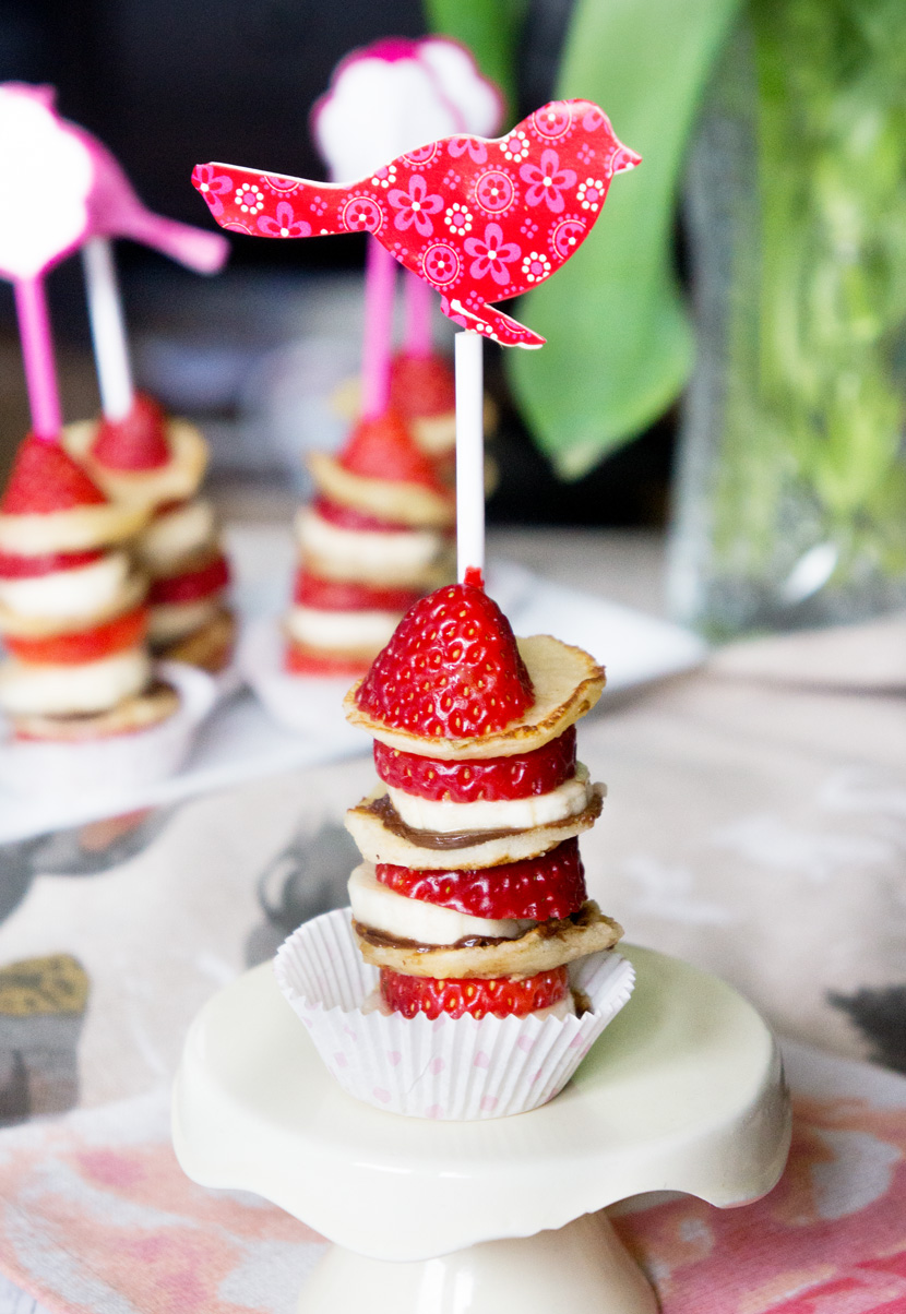 MiniPancakes-Strawberry-Nutella-Sweet-Recipe-BelleMelange-05