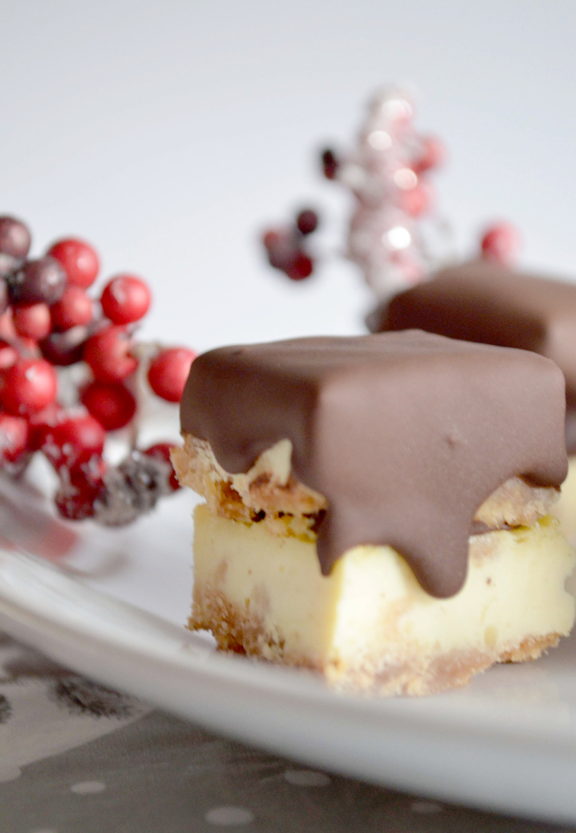 Christmas-Cheesecake-Bites-Blog-Belle-Melange-Delicious-Recipe-9