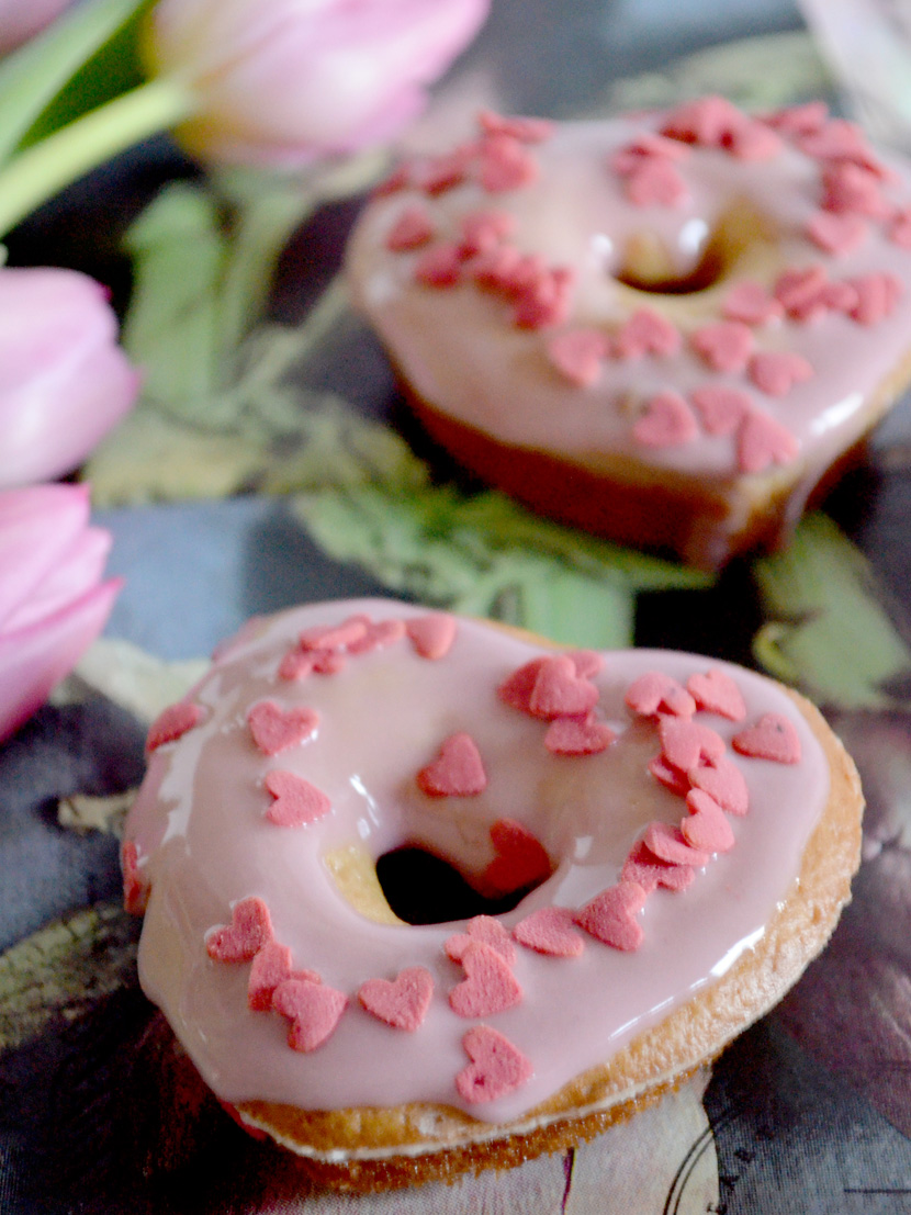 Heart-Donuts-Valentinstag-Blog-Belle-Melange-Delicious-Rezept-9